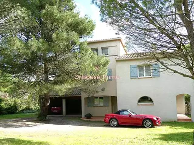 Villemoustaussou 11620 Achat / Vente maison 7 pièces t7 au dernier étage piscine