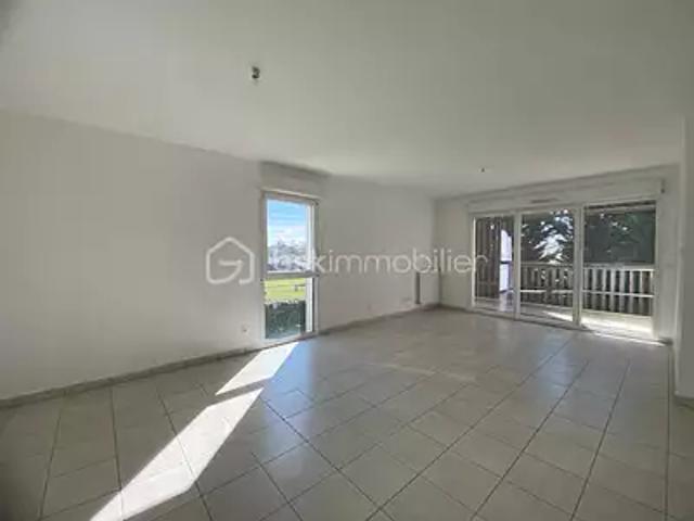 Villenave d'Ornon 33140 Achat / Vente appartement 3 pièces t3 au dernier étage balcon