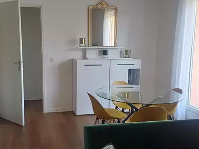 Villenave d'Ornon 33140 Location appartement 2 pièces t2 au dernier étage
