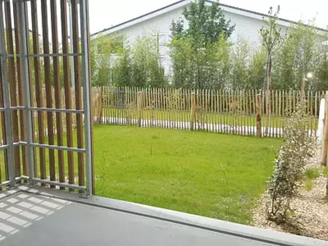 Villenave d'Ornon 33140 Location appartement 2 pièces t2 au dernier étage parking