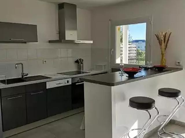 Villenave d'Ornon 33140 Location appartement 6 pièces t6 parking