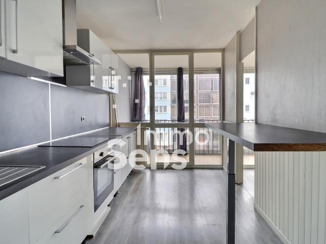 Villeneuve d'ascq t3 chambres 74,75 m2 avec balcon