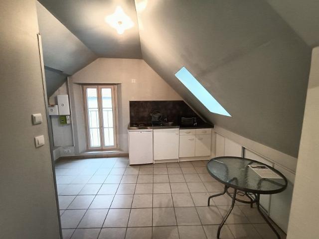 Villeneuve la Guyard Location Appartement 89