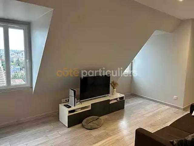 Villeneuve le Roi 94290 Achat / Vente appartement 3 pièces t3 au dernier étage cave