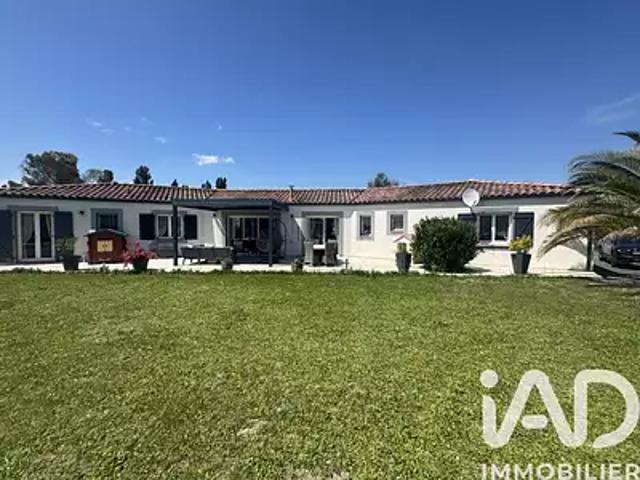 Villeneuve lès Montréal 11290 Achat / Vente maison 8 pièces t8 parking