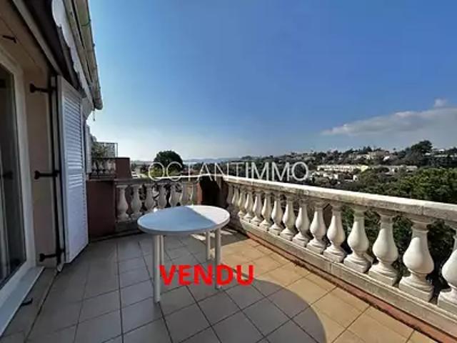 Villeneuve Loubet 06270 Achat / Vente appartement 3 pièces t3 au dernier étage