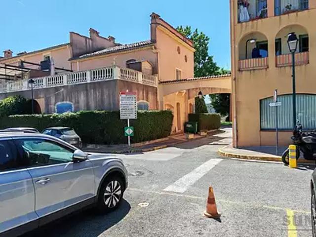 Villeneuve Loubet 06270 Achat / Vente parking