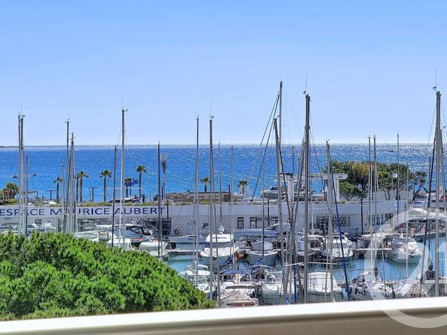 Villeneuve Loubet, à la Marina Baie des Anges, au Commodore. 53m² Villeneuve Loubet
