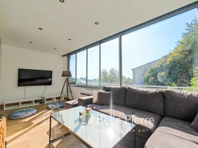 Villeneuve Loubet Appartement 2 pièces de 45m² avec parking et cave