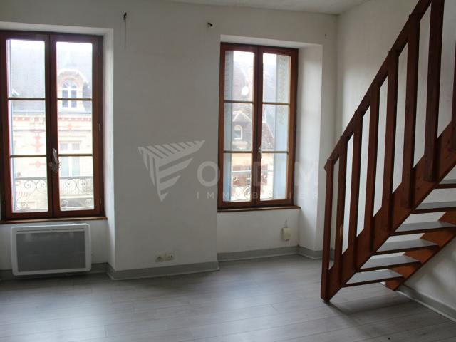 villeneuve sur yonne appartement f2 en duplex