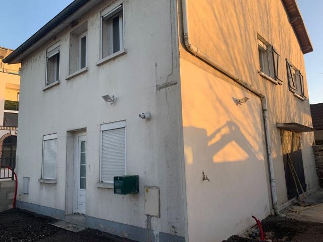 Villeneuve sur Yonne Location Maison 89