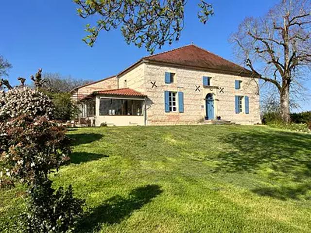 Villeneuve sur Lot 47300 Achat / Vente maison 10 pièces t10 piscine
