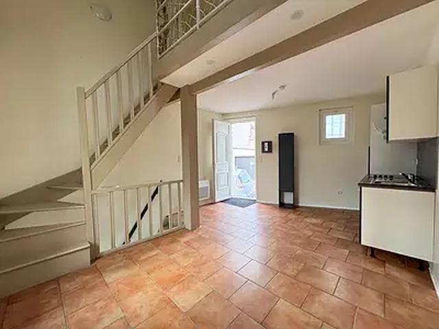 Villeneuve sur Lot 47300 Achat / Vente maison 2 pièces t2 au dernier étage