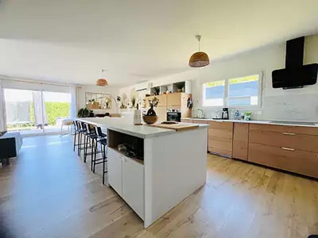 Villeneuve sur Lot 47300 Achat / Vente maison 5 pièces t5 au dernier étage