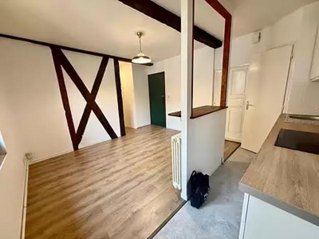Villeneuve sur Lot 47300 Location appartement 3 pièces t3 au dernier étage