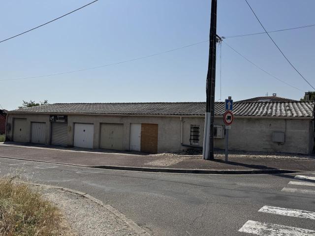 Villeneuve Sur Lot, idéal investisseurs 4 garages et un loca. 490m² Villeneuve sur Lot