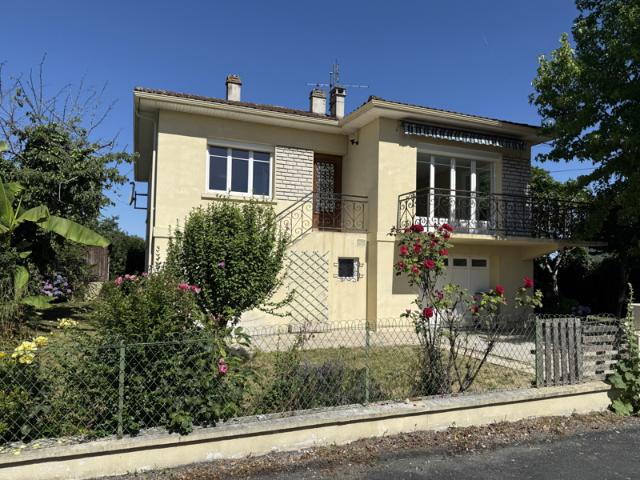 VILLENEUVE SUR LOT, maison F5 avec jardin et garage
