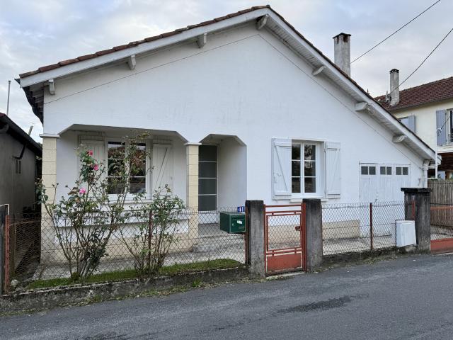 VILLENEUVE SUR LOT, maison F3 de plain pied avec garage