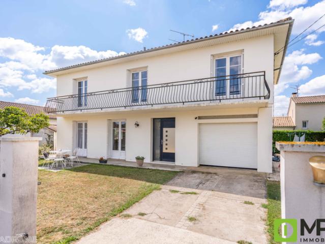 VILLENEUVE SUR LOT, maison 4 chambres et bureau avec garage