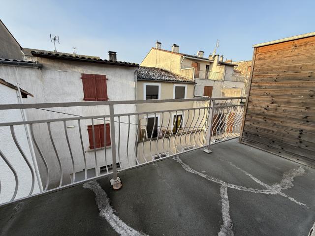 VILLENEUVE SUR LOT, studio meublé toute charges comprises dans résidence sécurisée