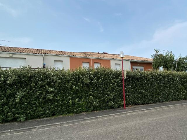 Villeneuve Sur Lot T2 de 32.43 m2 avec jardin. Loué
