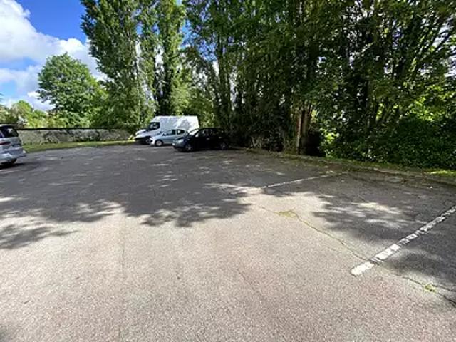 Villennes sur Seine 78670 Location parking au dernier étage
