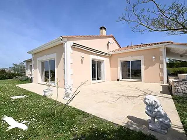 Villebois Lavalette 16320 Achat / Vente maison 5 pièces t5