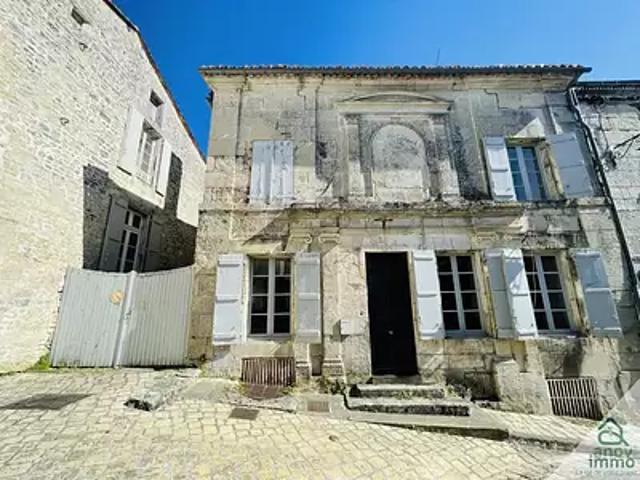 Villebois Lavalette 16320 Achat / Vente maison 7 pièces t7 jardin