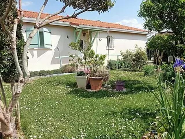 Villecomtal sur Arros 32730 Achat / Vente maison 5 pièces t5 terrasse