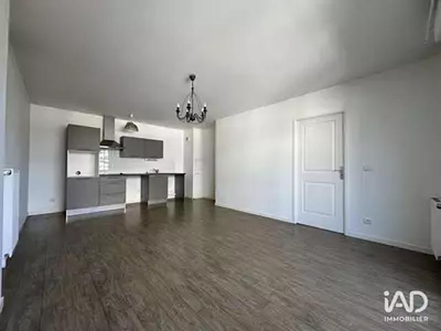 Villecresnes 94440 Achat / Vente appartement 2 pièces t2 parking