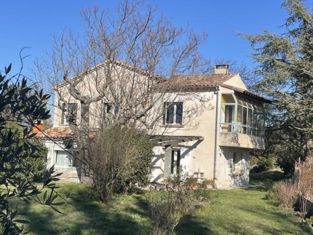 VILLEDIEU / SPACIEUSE MAISON / SH180M2 ENV / TERRAIN 3257M2