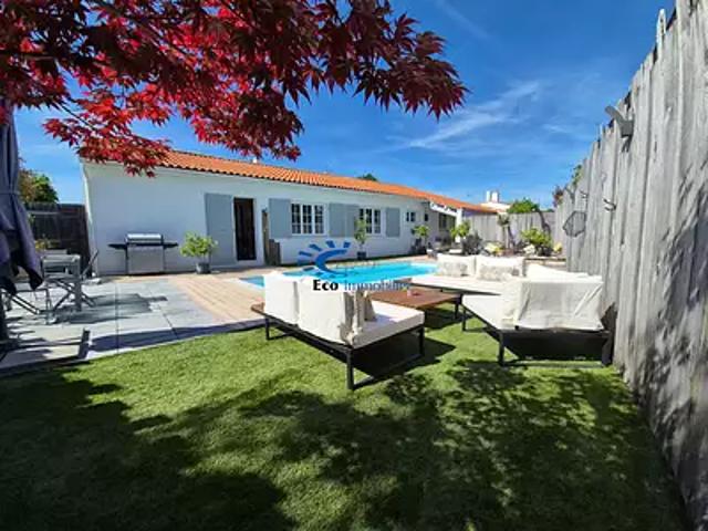 Villedoux 17230 Achat / Vente maison 5 pièces t5 au dernier étage piscine