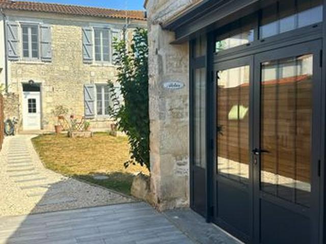 Villedoux maison 135 m2 5 pieces piscine + dependance 40 m2