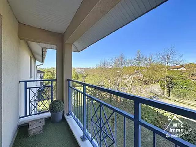 Villefontaine 38090 Achat / Vente appartement 2 pièces t2 au dernier étage