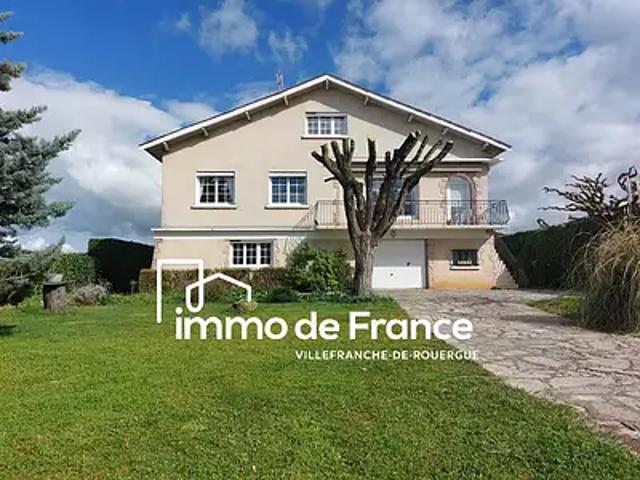 Villefranche de Rouergue 12200 Achat / Vente maison 9 pièces t9 au dernier étage cave