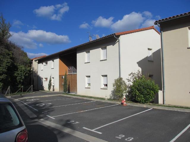 Villefranche de Rouergue Location Appartement 12