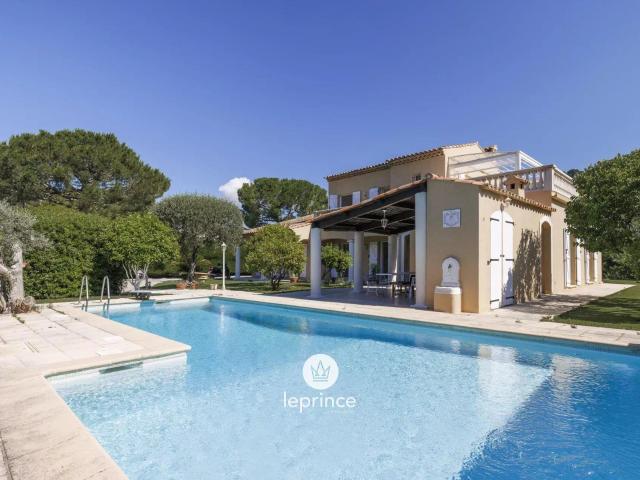 Villefranche sur Mer Villa Néo Provençale Piscine 200m² Villefranche sur Mer