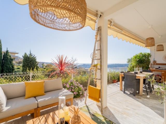 VILLEFRANCHE SUR MER APPARTEMENT 4 PIECES DE 105M² A VENDRE ENTIEREMENT RENOVE VUE MER TERRASSE DE 30M² GARAGE