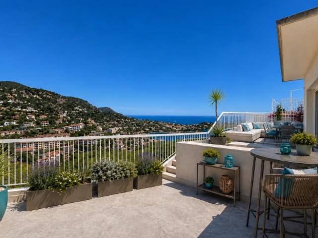 ? VILLEFRANCHE SUR MER – APPARTEMENT VILLA D'EXCEPTION AVEC VUE MER PANORAMIQUE ?