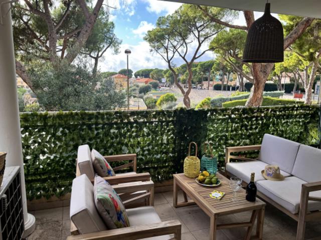VILLEFRANCHE SUR MER JOLIE 3 PIÈCES AVEC TERRASSE, PARKING