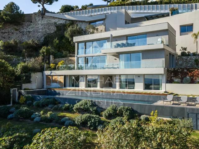 Villefranche Sur Mer Luxueuse villa contemporaine avec vue. 360m² Villefranche sur Mer