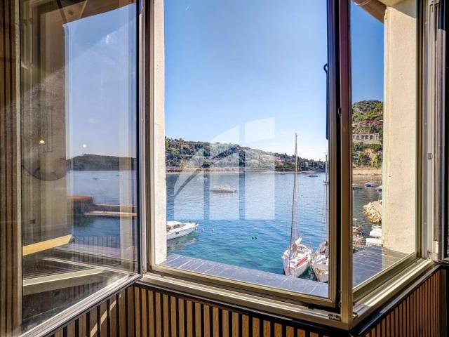 Villefranche Sur Mer Superbe 2/3 Pièces Avec Balcon en Dernie