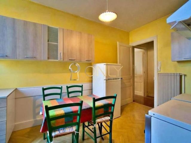 VILLEFRANCHE SUR SAÔNE APPARTEMENT 1 CHAMBRE