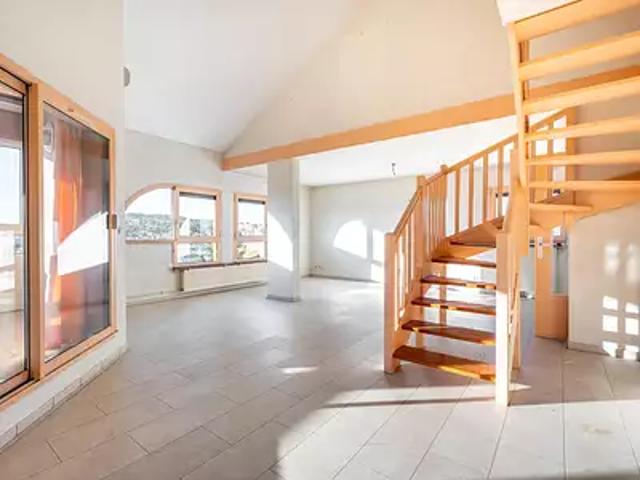 Villefranche sur Saône 69400 Achat / Vente appartement 5 pièces t5 au dernier étage