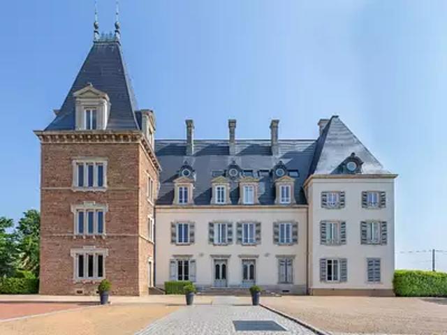 Villefranche sur Saône 69400 Achat / Vente appartement 5 pièces t5 au dernier étage cave