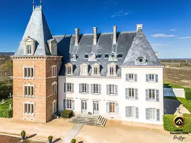 Villefranche sur Saône 69400 Achat / Vente appartement 7 pièces t7 au dernier étage