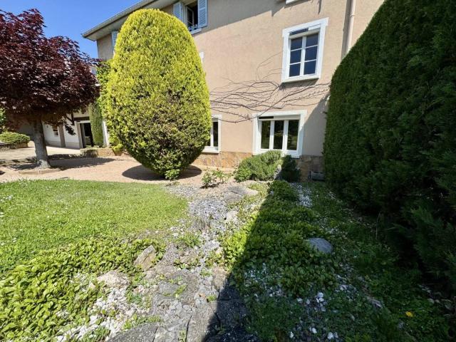 VILLEFRANCHE T4 Jardin privatif 200m²