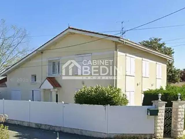Villegouge 33141 Achat / Vente maison 6 pièces t6 au dernier étage piscine