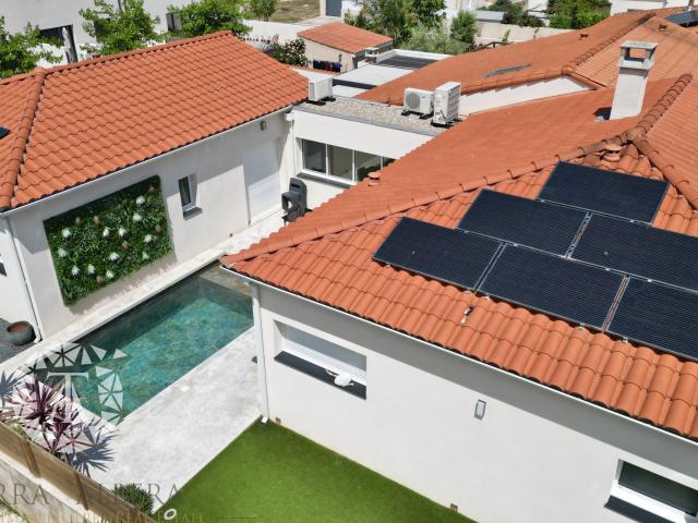 Villelongue dels Monts Villa moderne de plain pied 3 chambres avec piscine et garage