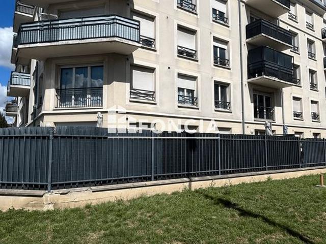 VILLEPINTE – Résidence récente – Appartement 2 pièces avec 1 espace bureau et parking